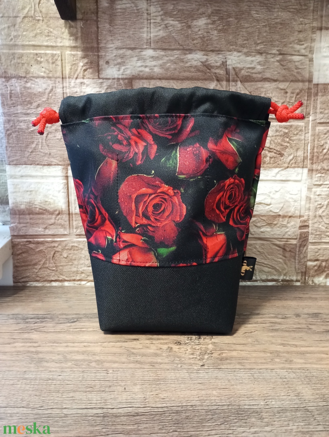 Rózsa mintás kozmetikai zsák, vízálló - táska & tok - neszesszer - Meska.hu