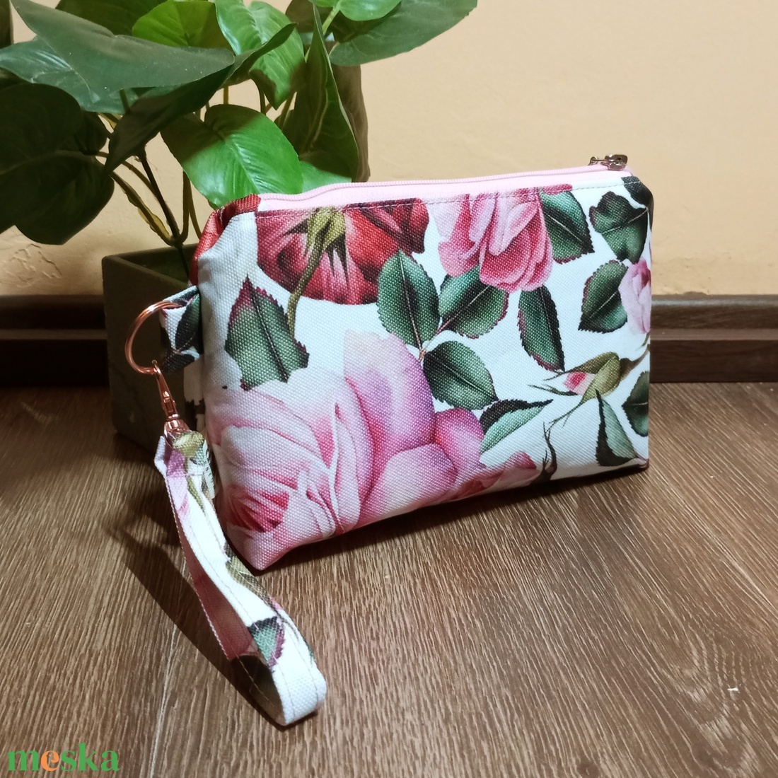 Rózsás neszeszer - táska & tok - neszesszer - Meska.hu