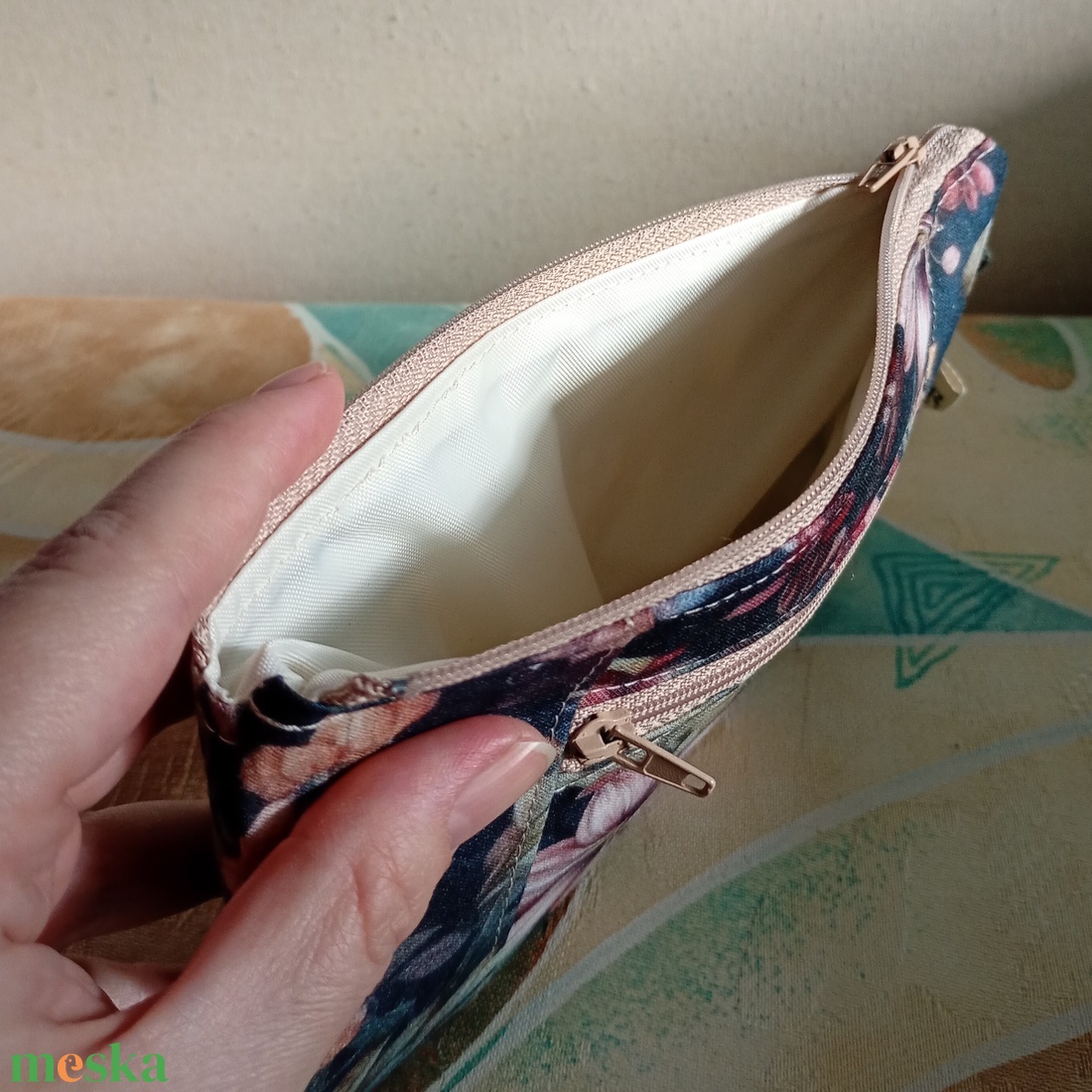 Két rekeszes virágos neszeszer - táska & tok - neszesszer - Meska.hu