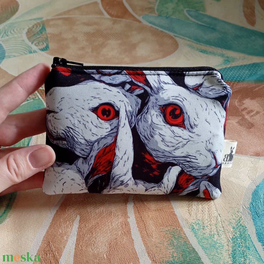 Pici vérnyúl mintás neszeszer - táska & tok - neszesszer - Meska.hu