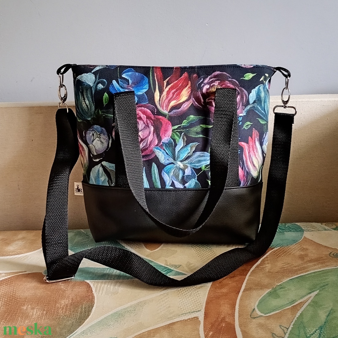 Barokk virágok válltáska - táska & tok - kézitáska & válltáska - válltáska - Meska.hu
