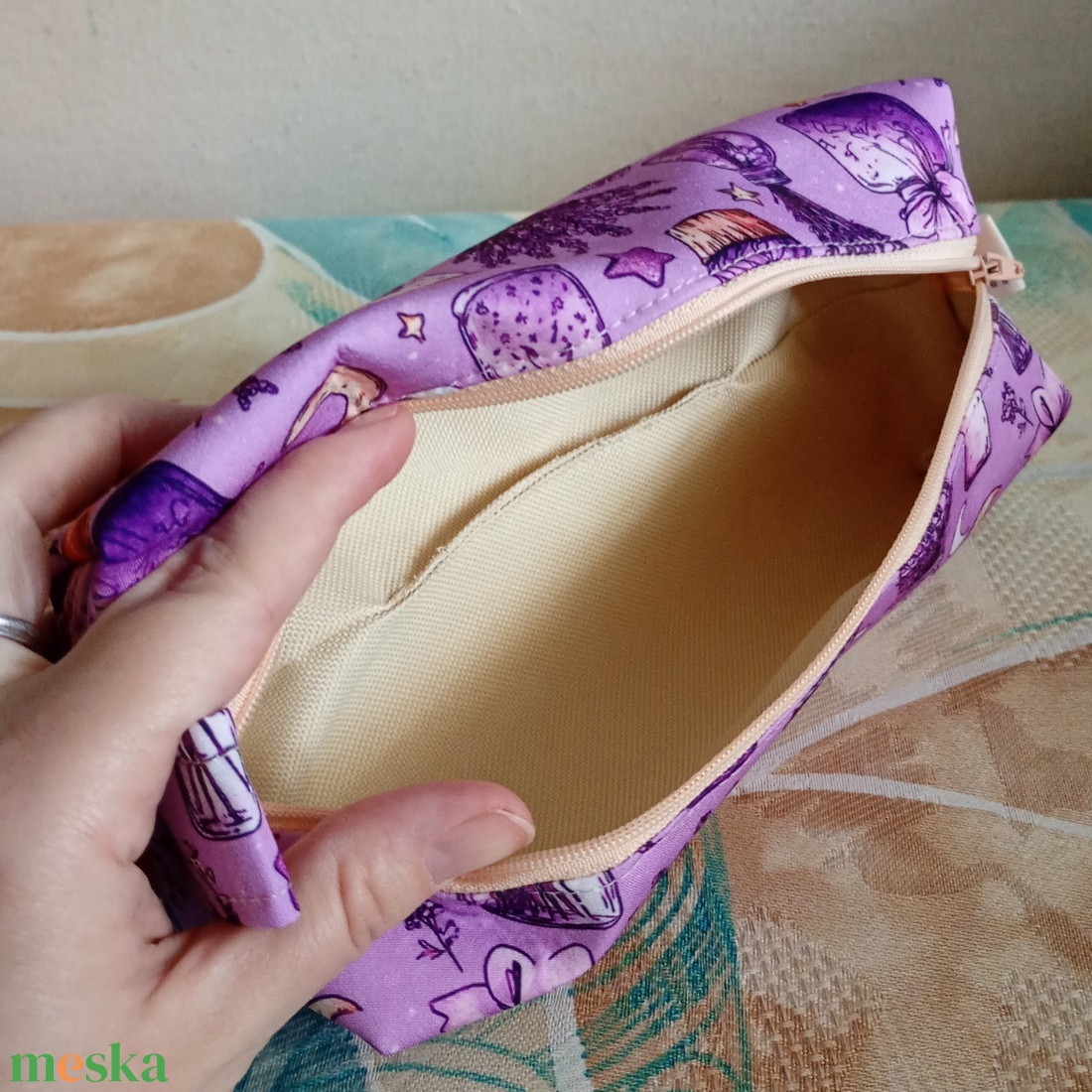 Levendulamintás tolltartó - otthon & életmód - papír, írószer - tolltartó & ceruzatekercs - Meska.hu