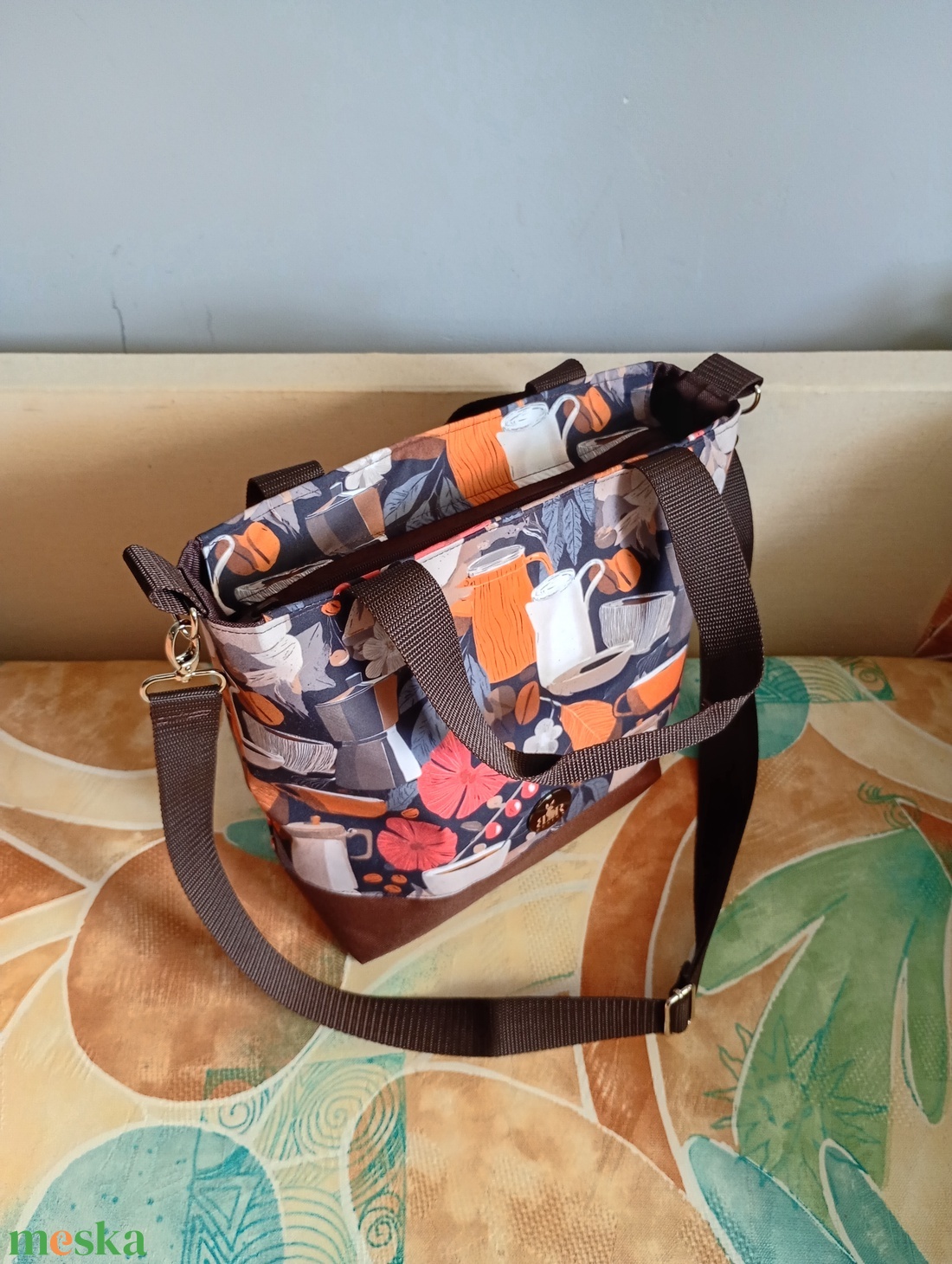 Kávés válltáska - táska & tok - kézitáska & válltáska - válltáska - Meska.hu