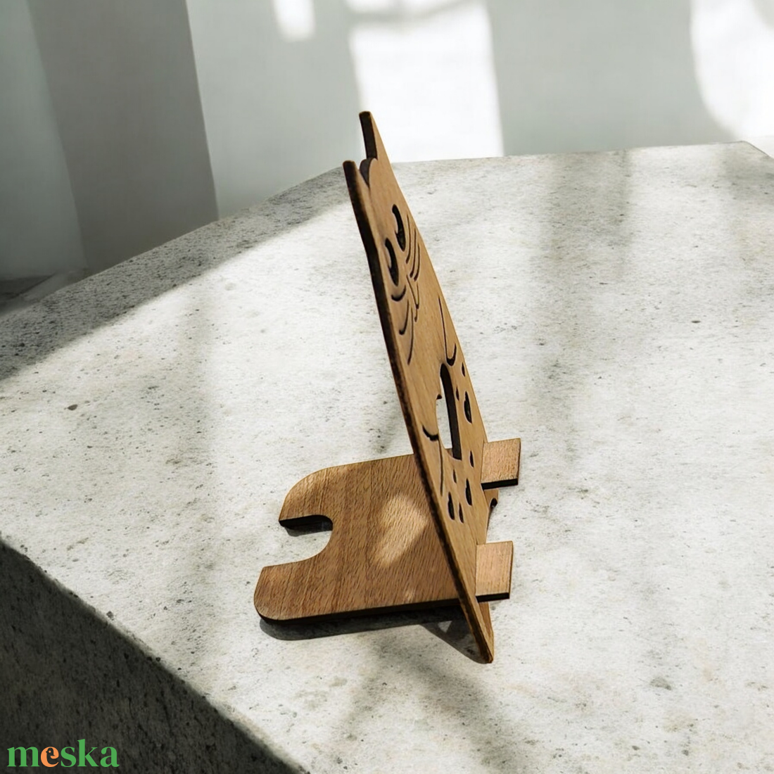 Cicás telefontartó, képtartó - otthon & életmód - tárolás & rendszerezés - íróasztali tároló - Meska.hu