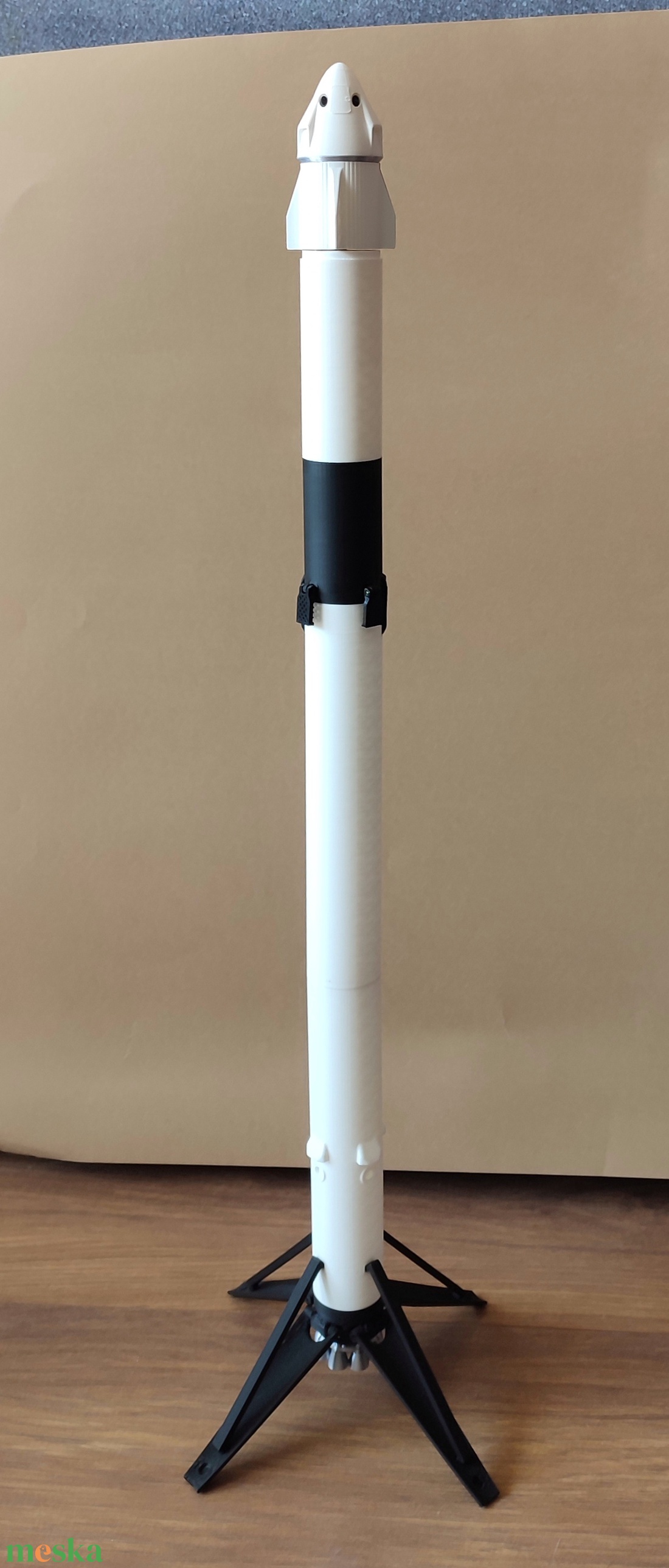 SpaceX Falcon 9 és Crew dragon 3d model.  - művészet - makett, modell - Meska.hu