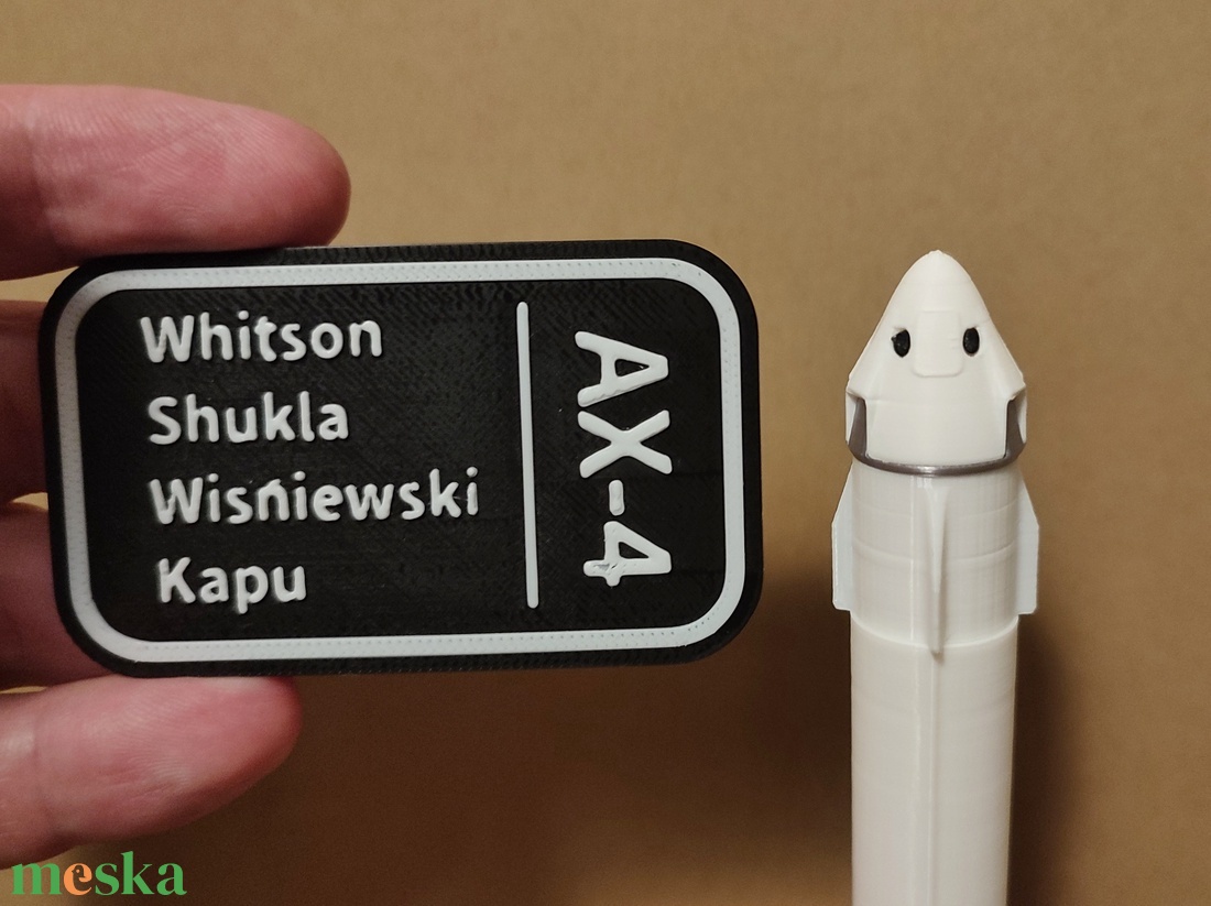 Axiom -4, Kapu Tibor, új, rszletesebb verzió!  SpaceX Falcon 9 és Crew dragon 3d model.  - művészet - makett, modell - Meska.hu