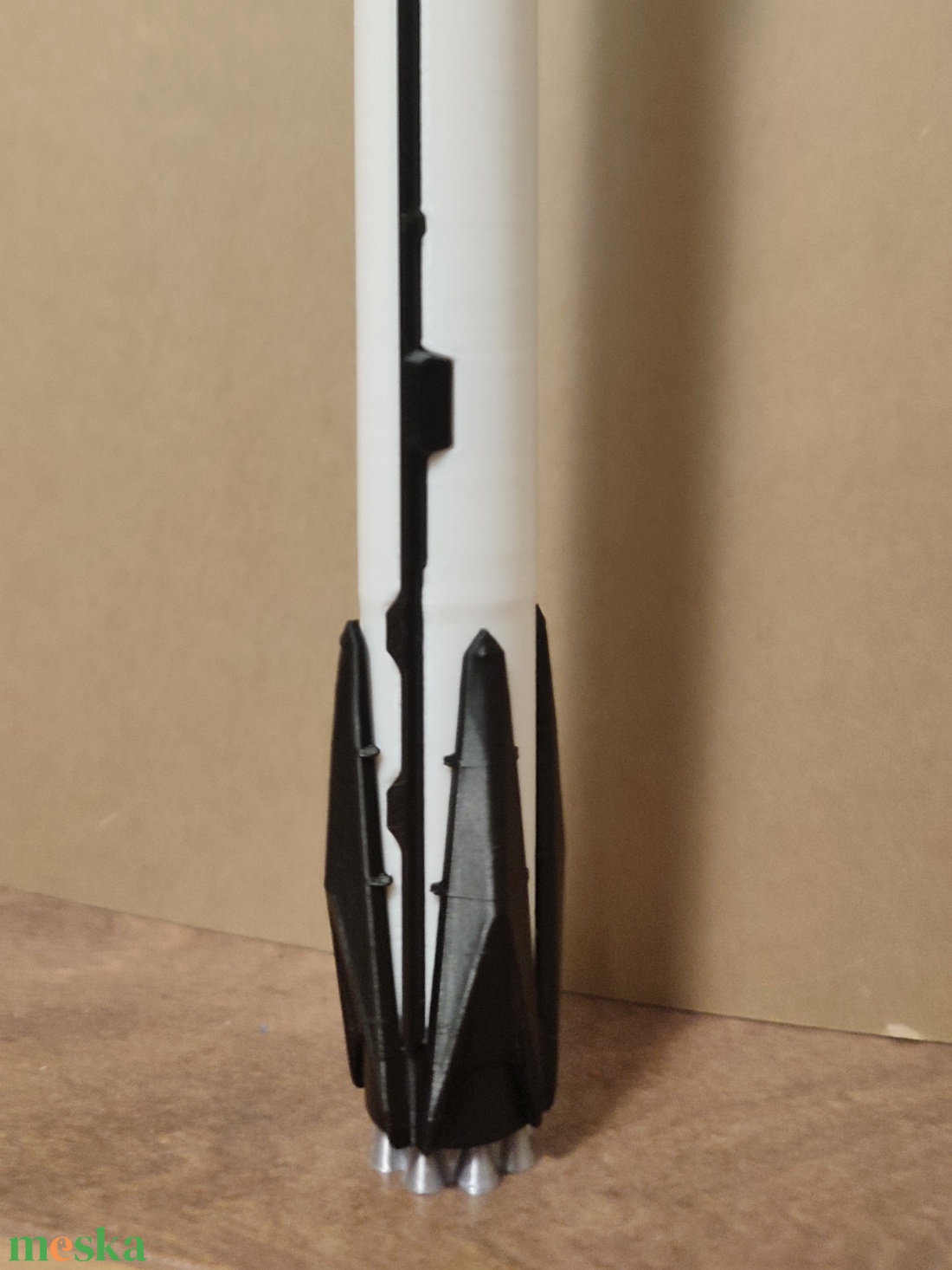 Axiom -4, Kapu Tibor, új, rszletesebb verzió!  SpaceX Falcon 9 és Crew dragon 3d model.  - művészet - makett, modell - Meska.hu