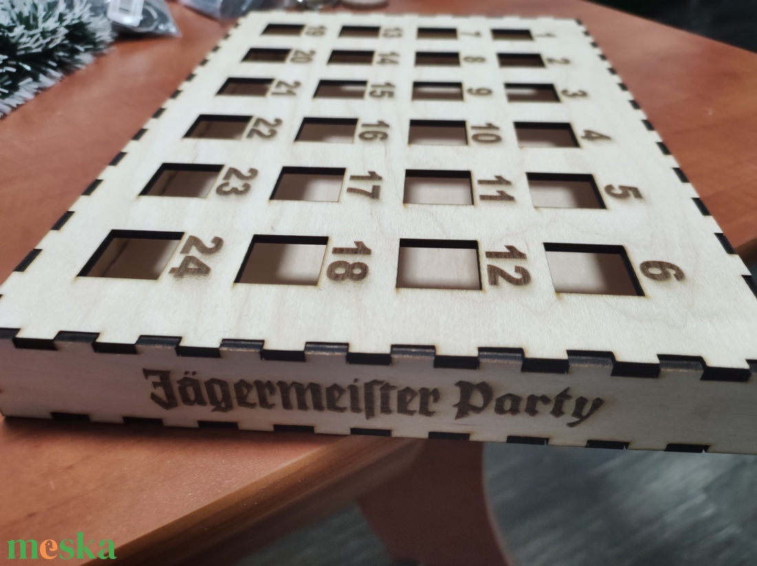 Egyedi elképzelésre készített gravírozott j�ger tálca - otthon & életmód - konyhafelszerelés, tálalás - tálalás - tálca - Meska.hu