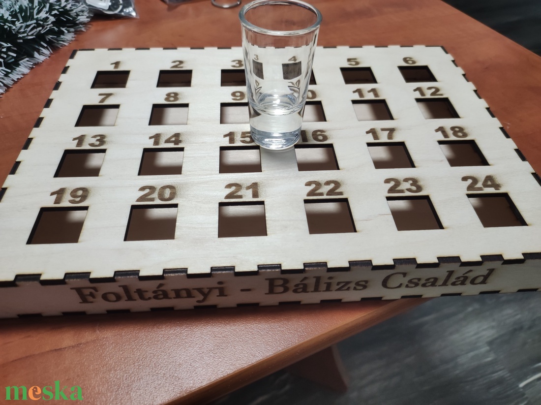 Egyedi elképzelésre készített gravírozott j�ger tálca - otthon & életmód - konyhafelszerelés, tálalás - tálalás - tálca - Meska.hu