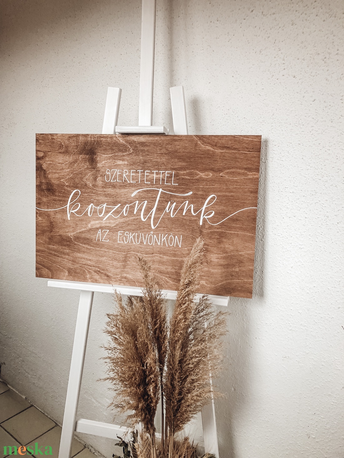 Esküvői köszöntő tábla fatáblán - CSAK BÉRLÉS! - esküvő - dekoráció - helyszíni dekor - Meska.hu Esküvői köszöntő tábla fatáblán - CSAK BÉRLÉS! - esküvő - dekoráció - helyszíni dekor - Meska.hu