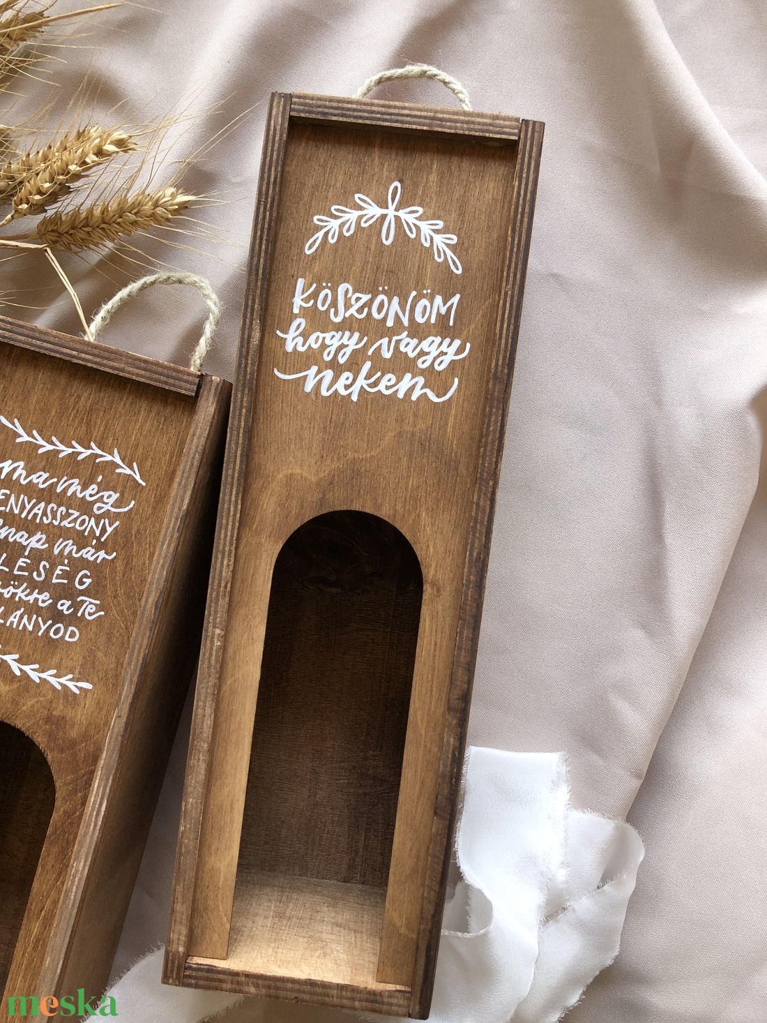 Fa bortartó felirattal - otthon & lakás - konyhafelszerelés, tálalás - tálalás - bortartó - Meska.hu Fa bortartó felirattal - otthon & lakás - konyhafelszerelés, tálalás - tálalás - bortartó - Meska.hu
