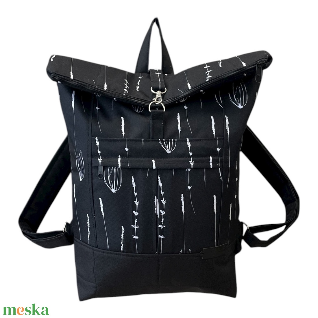 #HMV5 Fekete fehér virágos mintás vízhatlan rolltop hátizsák - táska & tok - laptoptáska, laptop hátizsák - Meska.hu
