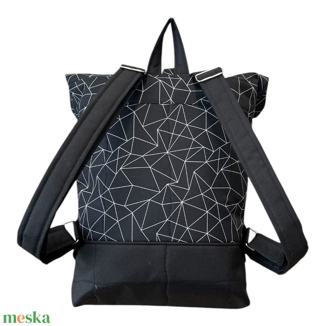 #HMG3 Fekete fehér geometriai mintás vízhatlan rolltop hátizsák - táska & tok - laptoptáska, laptop hátizsák - Meska.hu