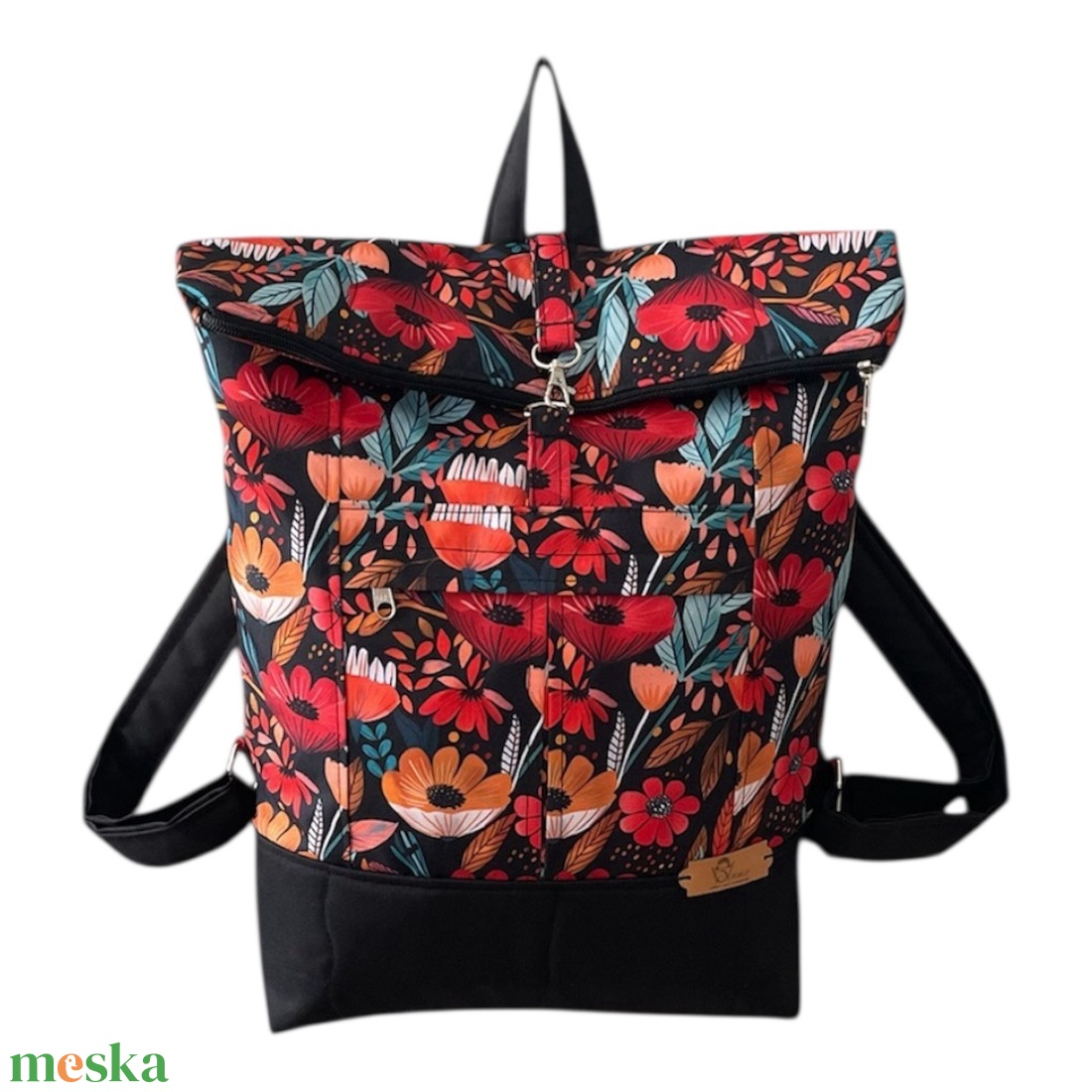 #HMV30 Blaur fekete alapon piros virágos vízhatlan rolltop hátizsák  - táska & tok - laptoptáska, laptop hátizsák - Meska.hu