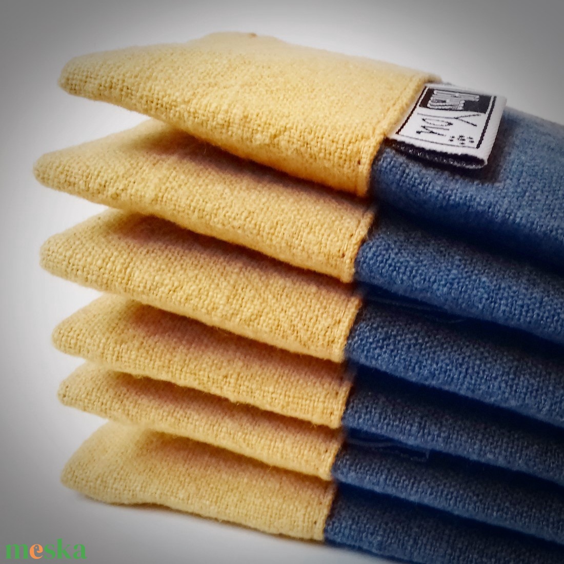 Zsebkendőtartó tárca, tok okker és kék színben - iskolába vagy munkahelyre - táska & tok - pénztárca & más tok - zsebkendőtartó tok - Meska.hu