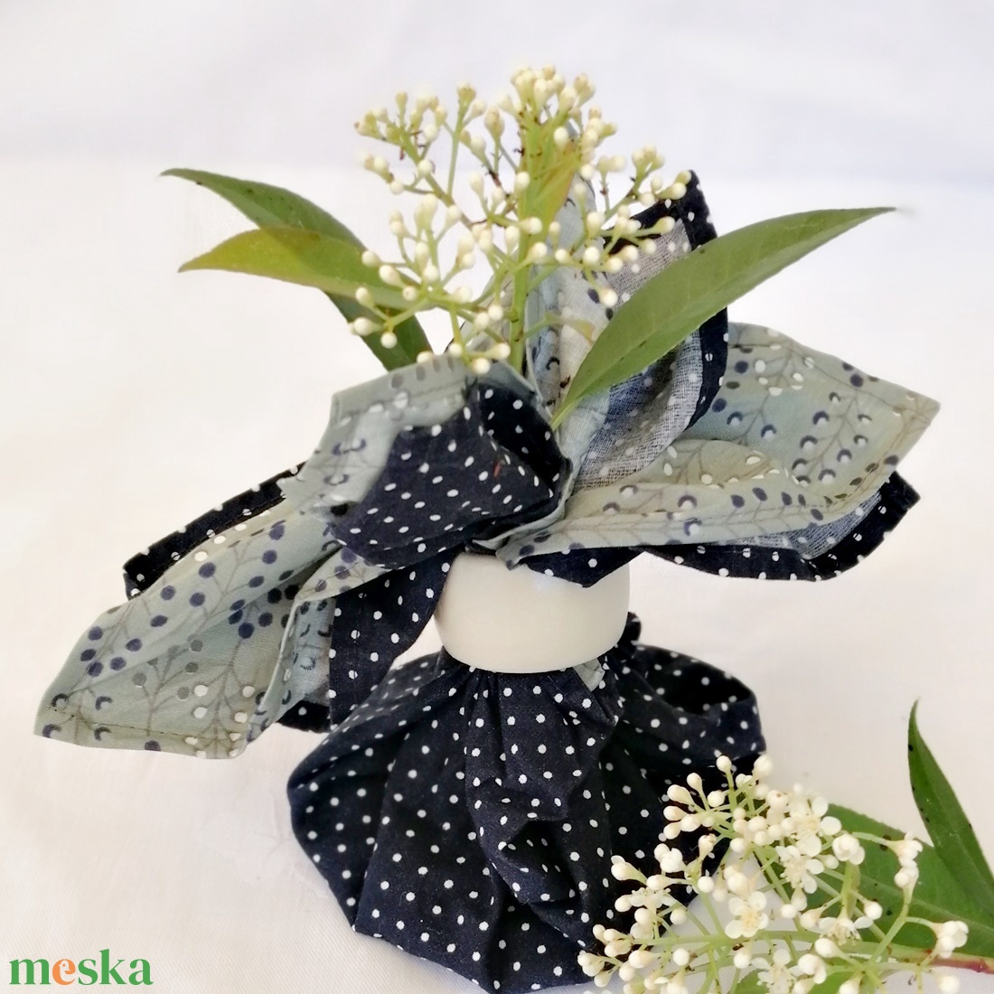 Zerowaste csomagolás - furoshiki ajándékcsomagoló kendő geometria mintával - otthon & életmód - papír, írószer - Meska.hu Zerowaste csomagolás - furoshiki ajándékcsomagoló kendő geometria mintával - otthon & életmód - papír, írószer - Meska.hu