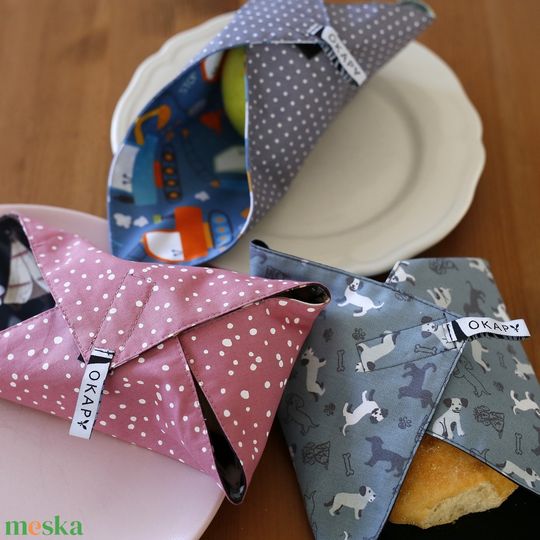 Erdei állatok - újraszalvéta mintás PUL belsővel, kisebb méretű szendvics csomagolására - táska & tok - uzsonna- & ebéd tartó - szendvics csomagoló - Meska.hu