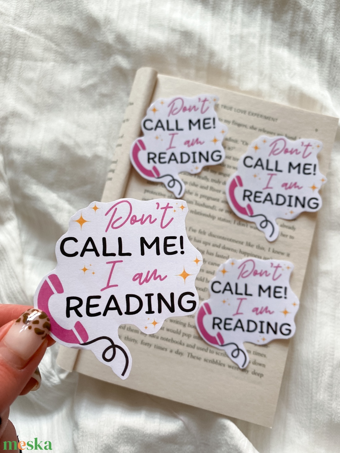 Don't call me! I am reading - matrica - otthon & életmód - papír, írószer - matrica, matrica csomag - Meska.hu