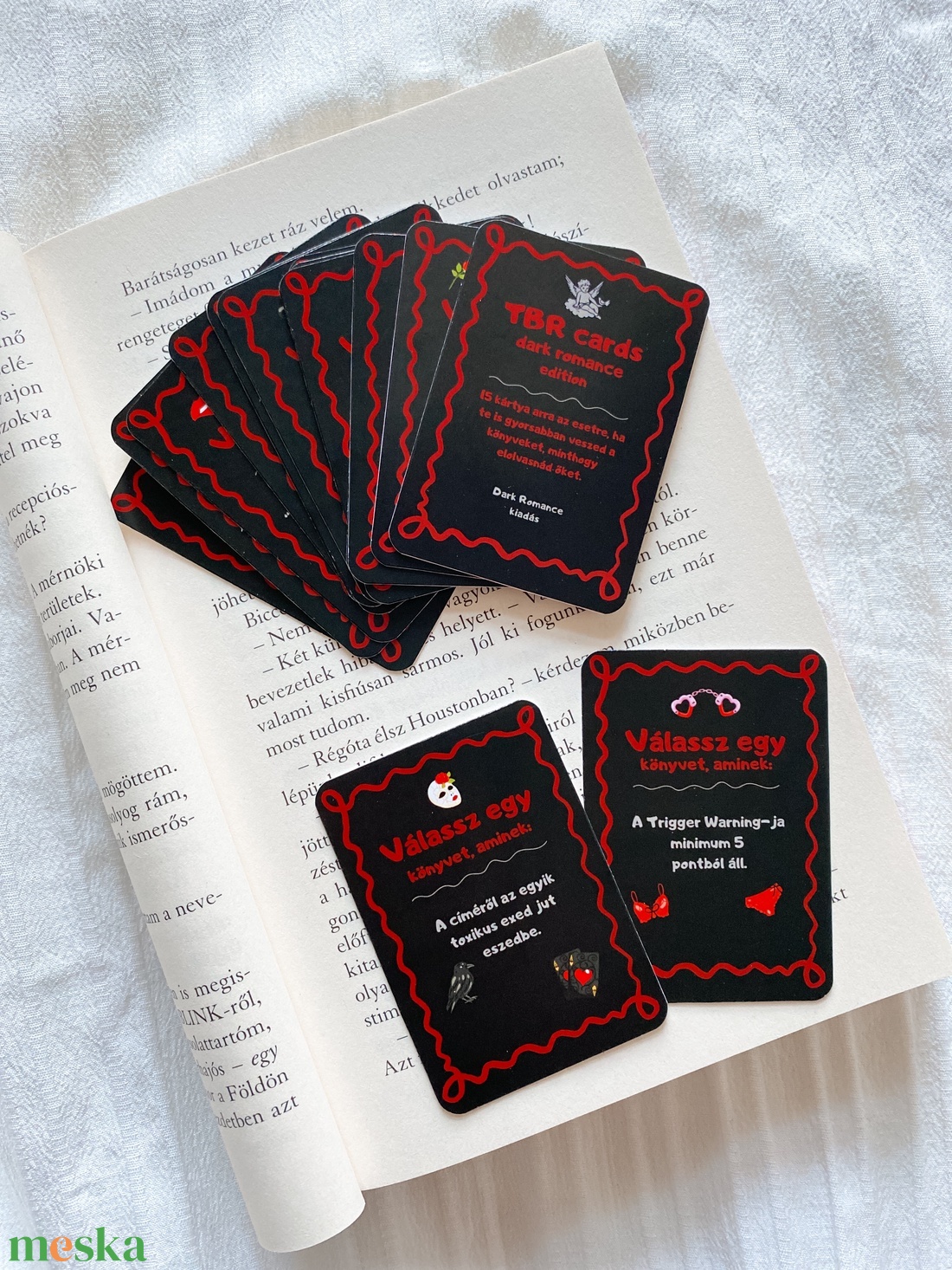 TBR kártyapakli - DARK ROMANCE kiadás - játék & sport - táblajáték és kártyajáték - kártya - Meska.hu