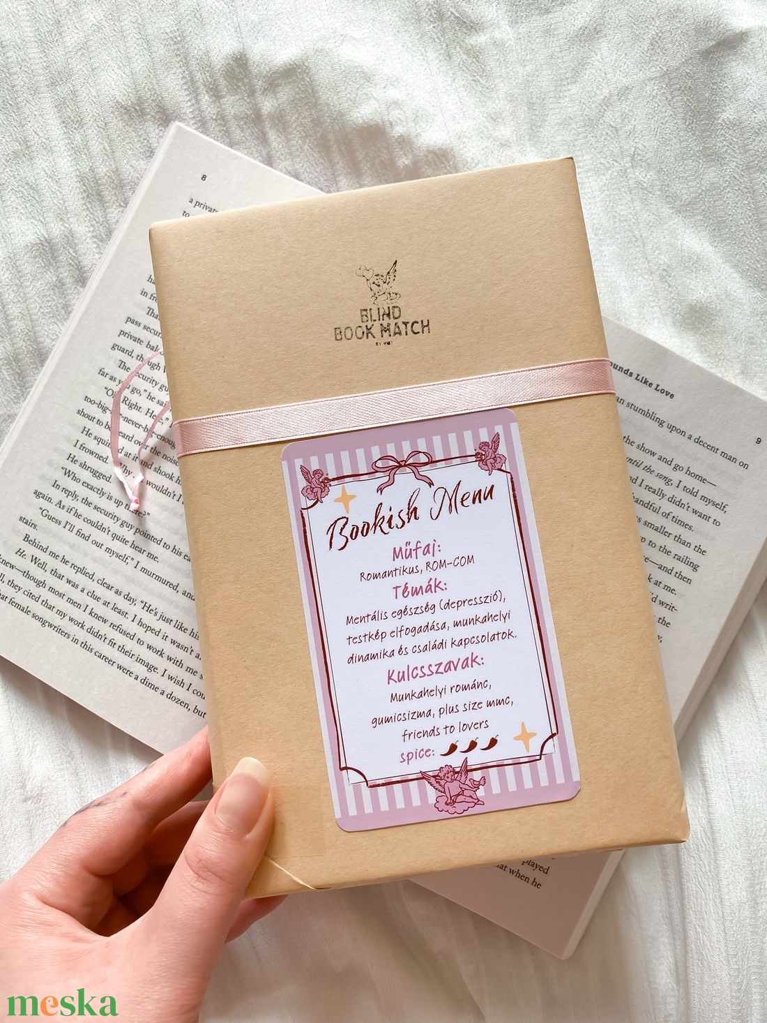 Blind date  with a book (romantikus) - könyves zsákbamacska - könyv & zene - könyv - Meska.hu