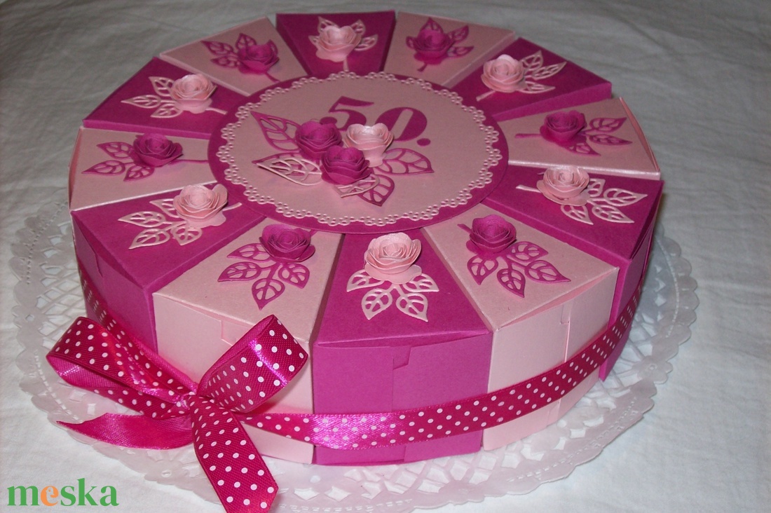 Pénzajándék átadó torta - pink-barack, közepes - otthon & életmód - papír, írószer - ajándékozás kellékei - papírtorta - Meska.hu Pénzajándék átadó torta - pink-barack, közepes - otthon & életmód - papír, írószer - ajándékozás kellékei - papírtorta - Meska.hu