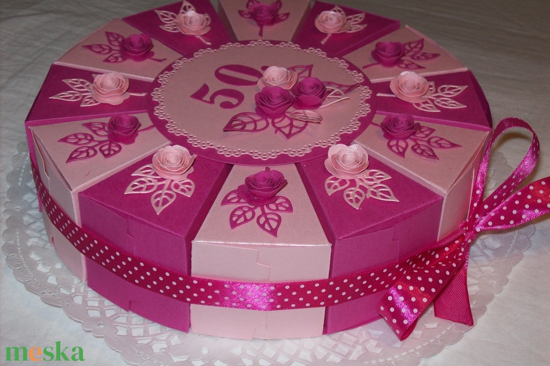 Pénzajándék átadó torta - pink-barack, közepes - otthon & életmód - papír, írószer - ajándékozás kellékei - papírtorta - Meska.hu Pénzajándék átadó torta - pink-barack, közepes - otthon & életmód - papír, írószer - ajándékozás kellékei - papírtorta - Meska.hu