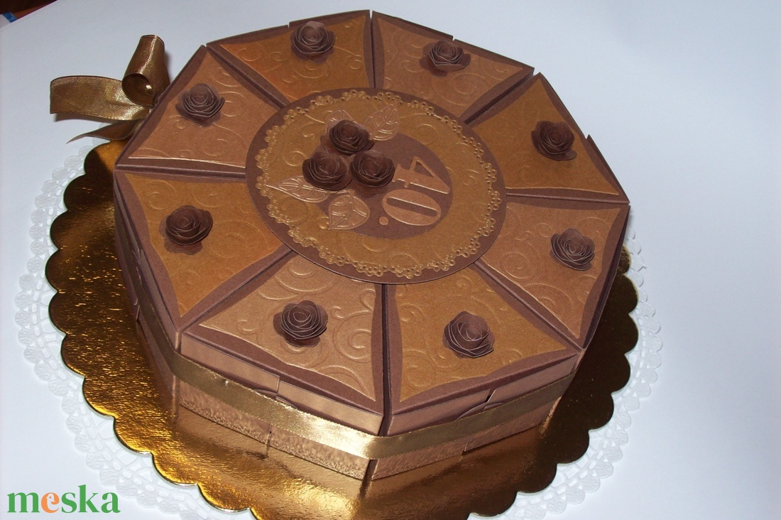 Pénzajándék átadó torta - csoki-óarany, közepes - otthon & életmód - papír, írószer - ajándékozás kellékei - papírtorta - Meska.hu Pénzajándék átadó torta - csoki-óarany, közepes - otthon & életmód - papír, írószer - ajándékozás kellékei - papírtorta - Meska.hu