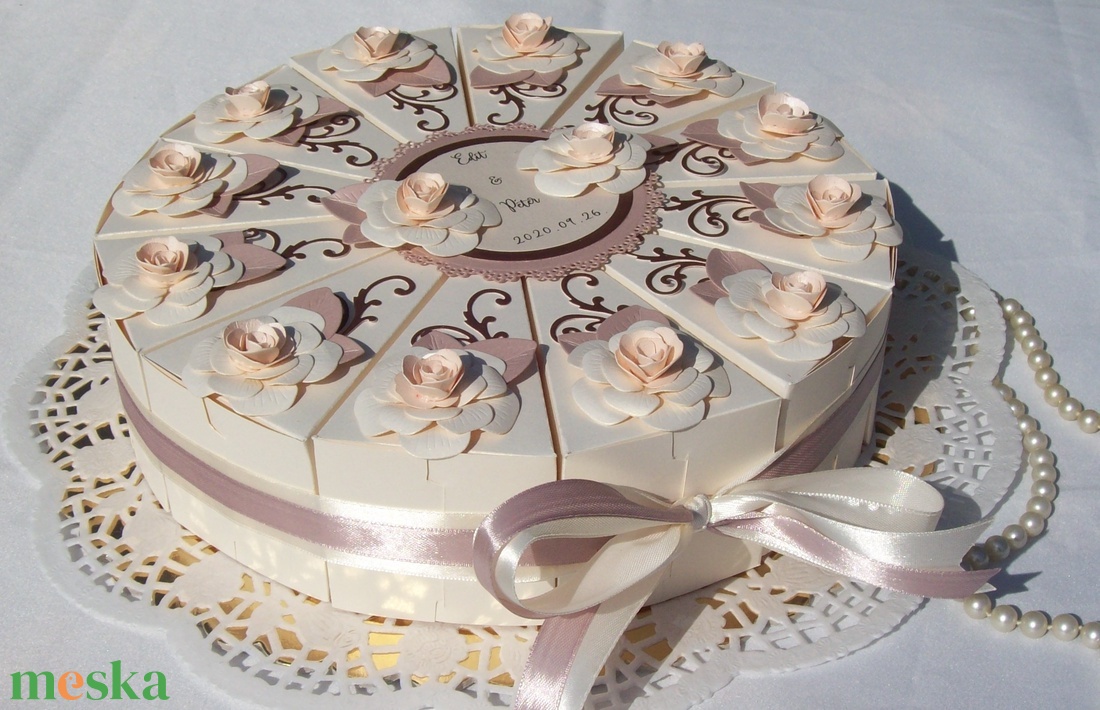 Nászajándék átadó torta -krém-golden rose-barack-csoki - otthon & életmód - papír, írószer - ajándékozás kellékei - papírtorta - Meska.hu