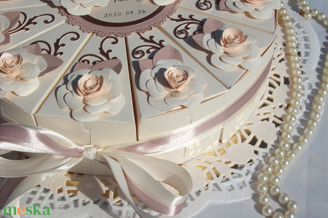 Nászajándék átadó torta -krém-golden rose-barack-csoki - otthon & életmód - papír, írószer - ajándékozás kellékei - papírtorta - Meska.hu