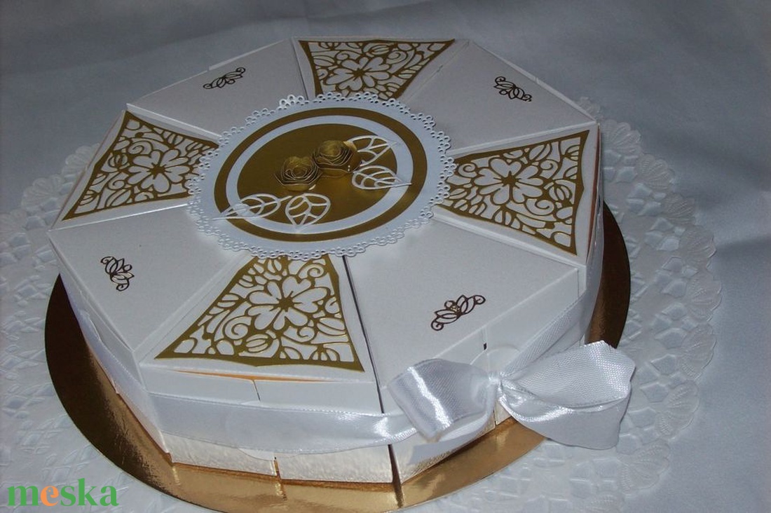 Nászajándék átadó torta, fehér-arany - otthon & életmód - papír, írószer - ajándékozás kellékei - papírtorta - Meska.hu Nászajándék átadó torta, fehér-arany - otthon & életmód - papír, írószer - ajándékozás kellékei - papírtorta - Meska.hu