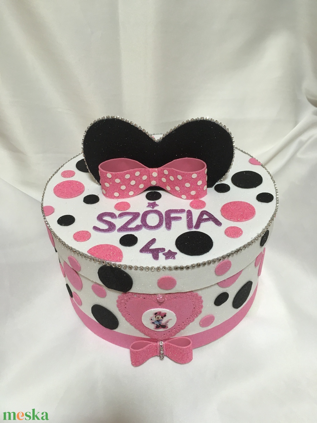 Minnie egeres torta kislányoknak - játék & sport - babalátogató ajándékcsomag - Meska.hu Minnie egeres torta kislányoknak - játék & sport - babalátogató ajándékcsomag - Meska.hu
