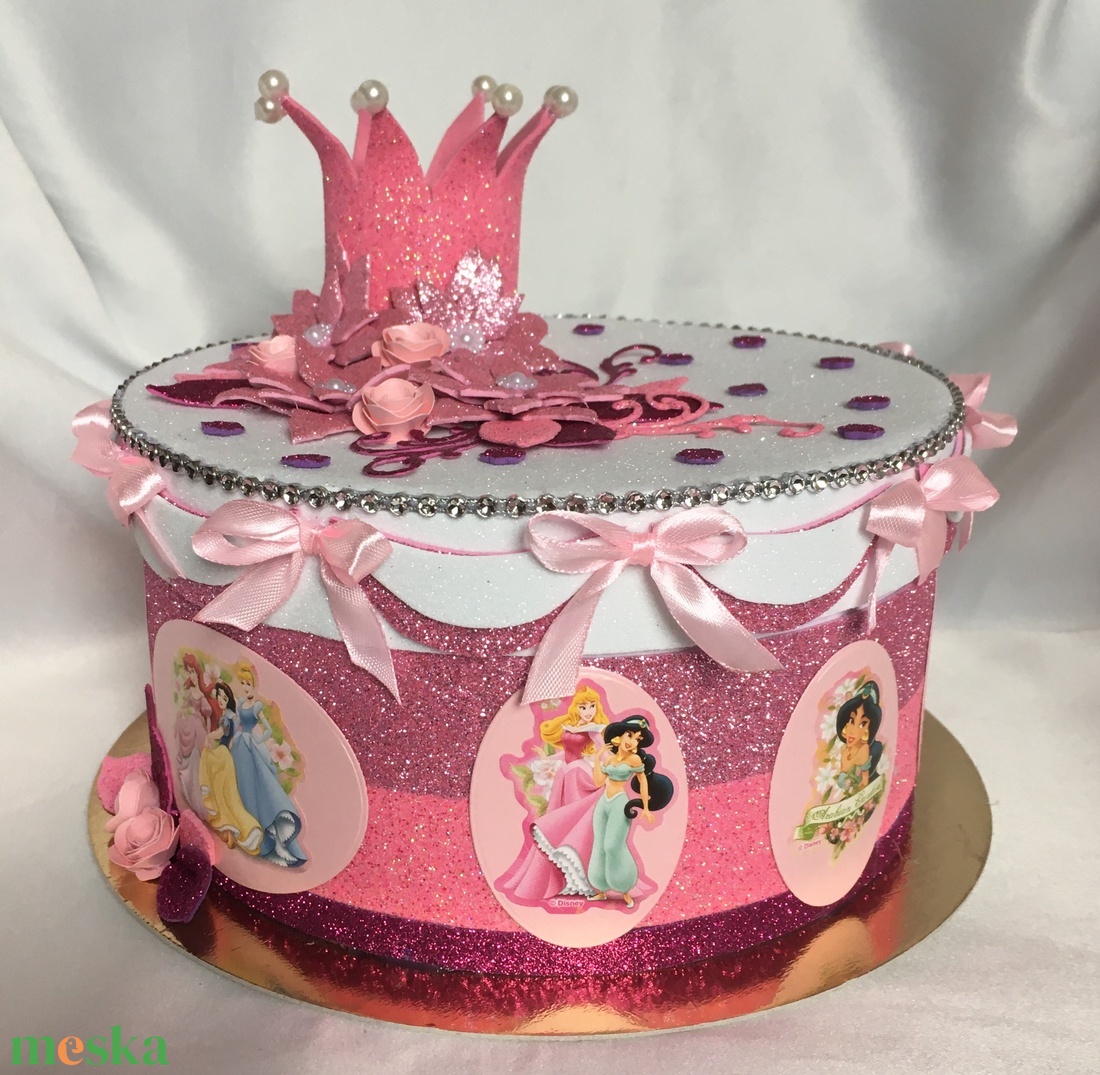 Óvodai kínáló torta szülinapra - csillogó, Disney hercegnős - játék & sport - babalátogató ajándékcsomag - Meska.hu