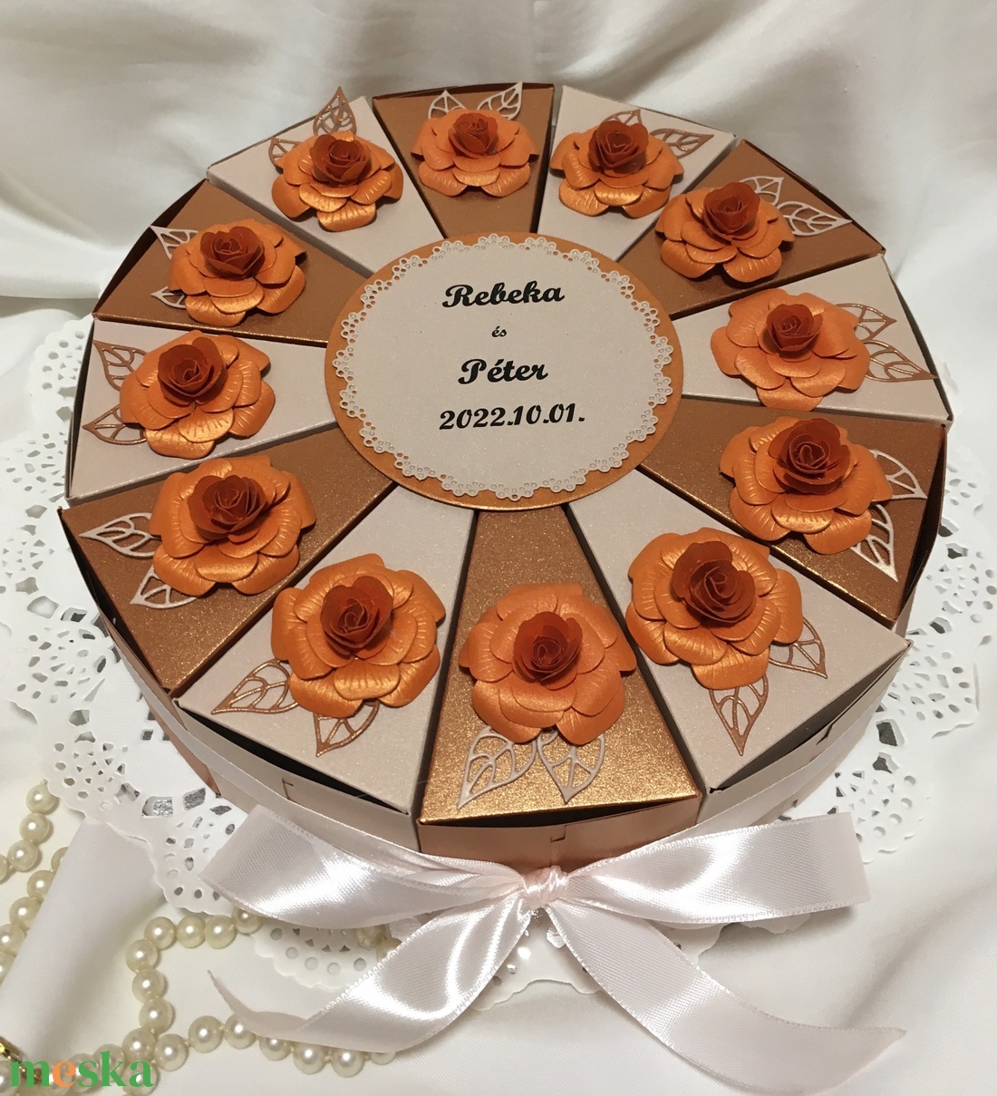 Nászajándék átadó torta őszi esküvőre - esküvő - emlék & ajándék - nászajándék - esküvői pénzátadó boríték, kártya - Meska.hu Nászajándék átadó torta őszi esküvőre - esküvő - emlék & ajándék - nászajándék - esküvői pénzátadó boríték, kártya - Meska.hu