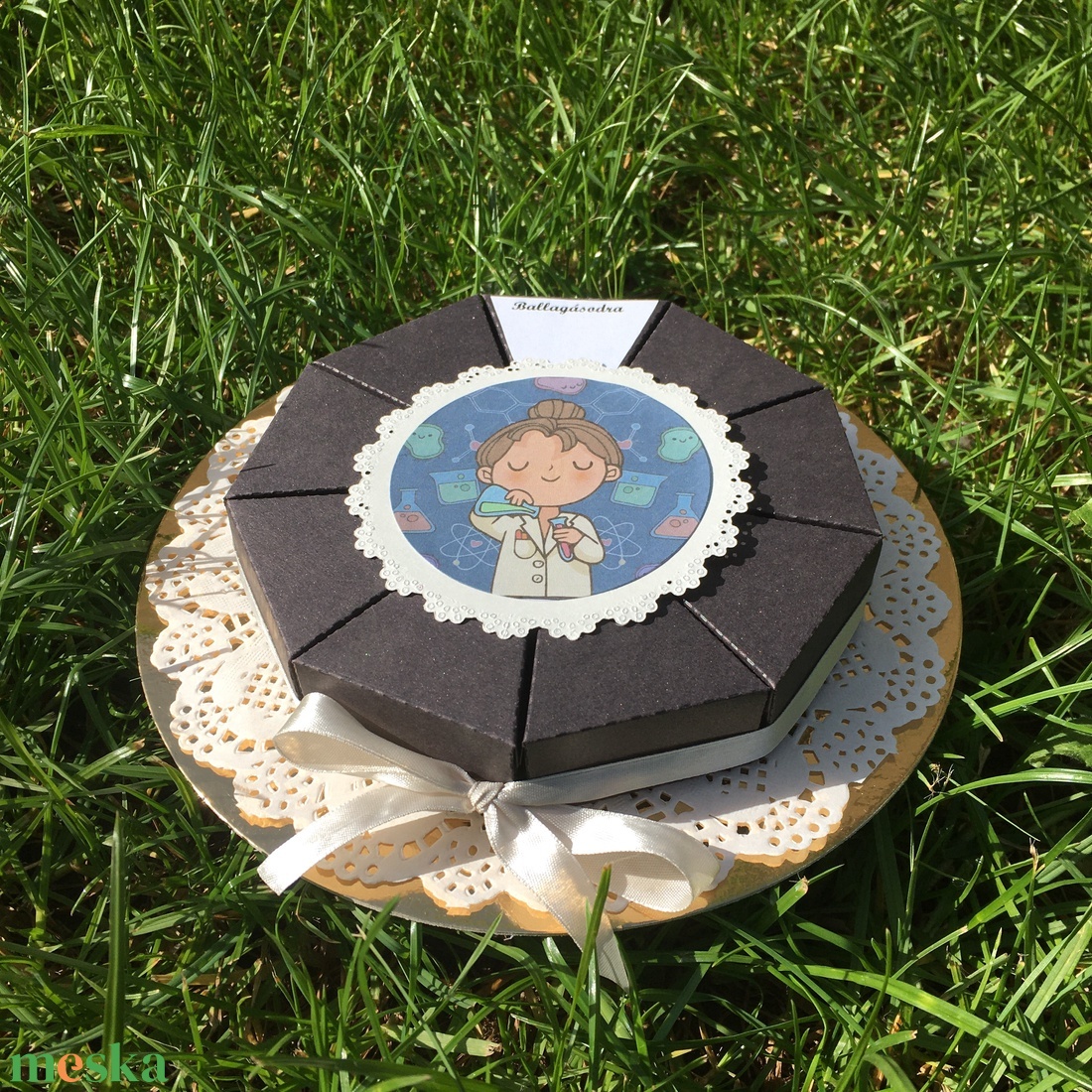 Pénzajándék átadó torta, mini - otthon & életmód - papír, írószer - ajándékozás kellékei - papírtorta - Meska.hu