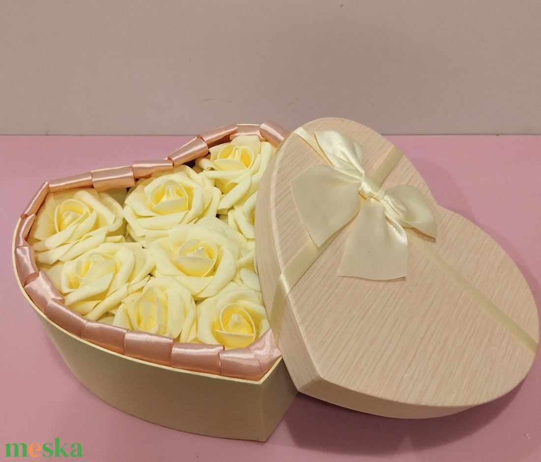 Kényeztető Pillanat Rózsabox - otthon & életmód - dekoráció - Meska.hu