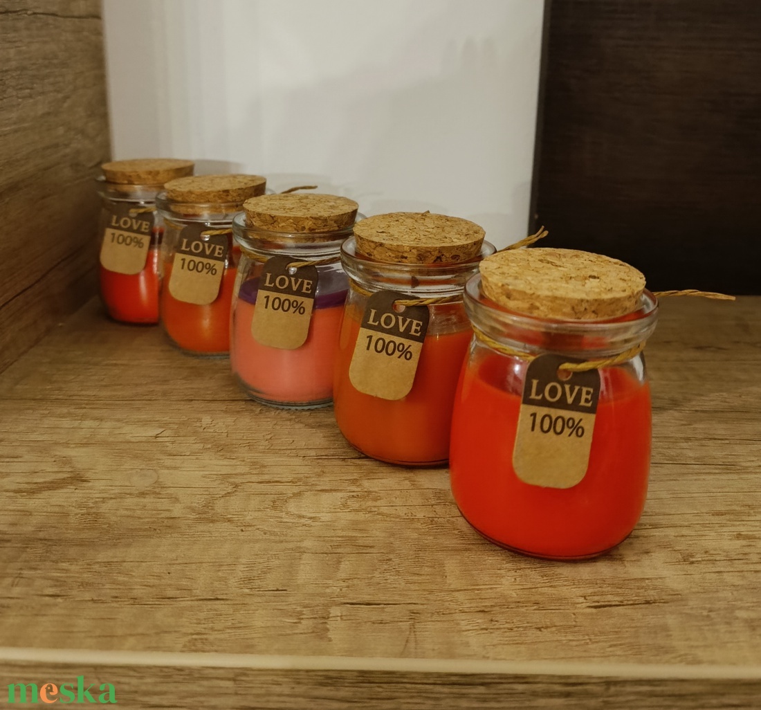 Illatgyertya üvegben, parafa dugóval - kellékek & szerszámok - dekorációs kellékek - dekorációs gyertya - Meska.hu