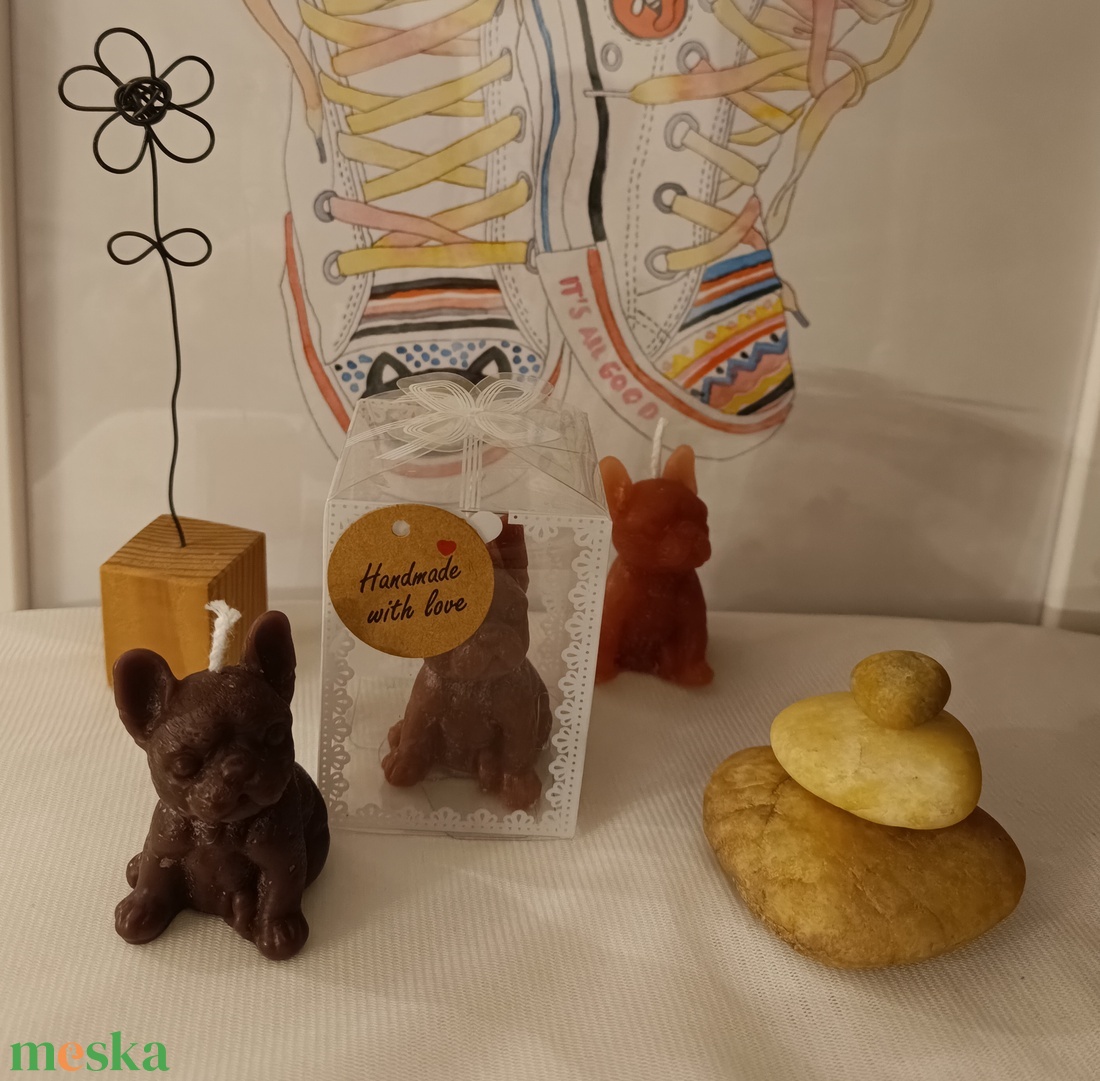 Francia bulldog gyertya díszdobozban - kellékek & szerszámok - dekorációs kellékek - dekorációs gyertya - Meska.hu