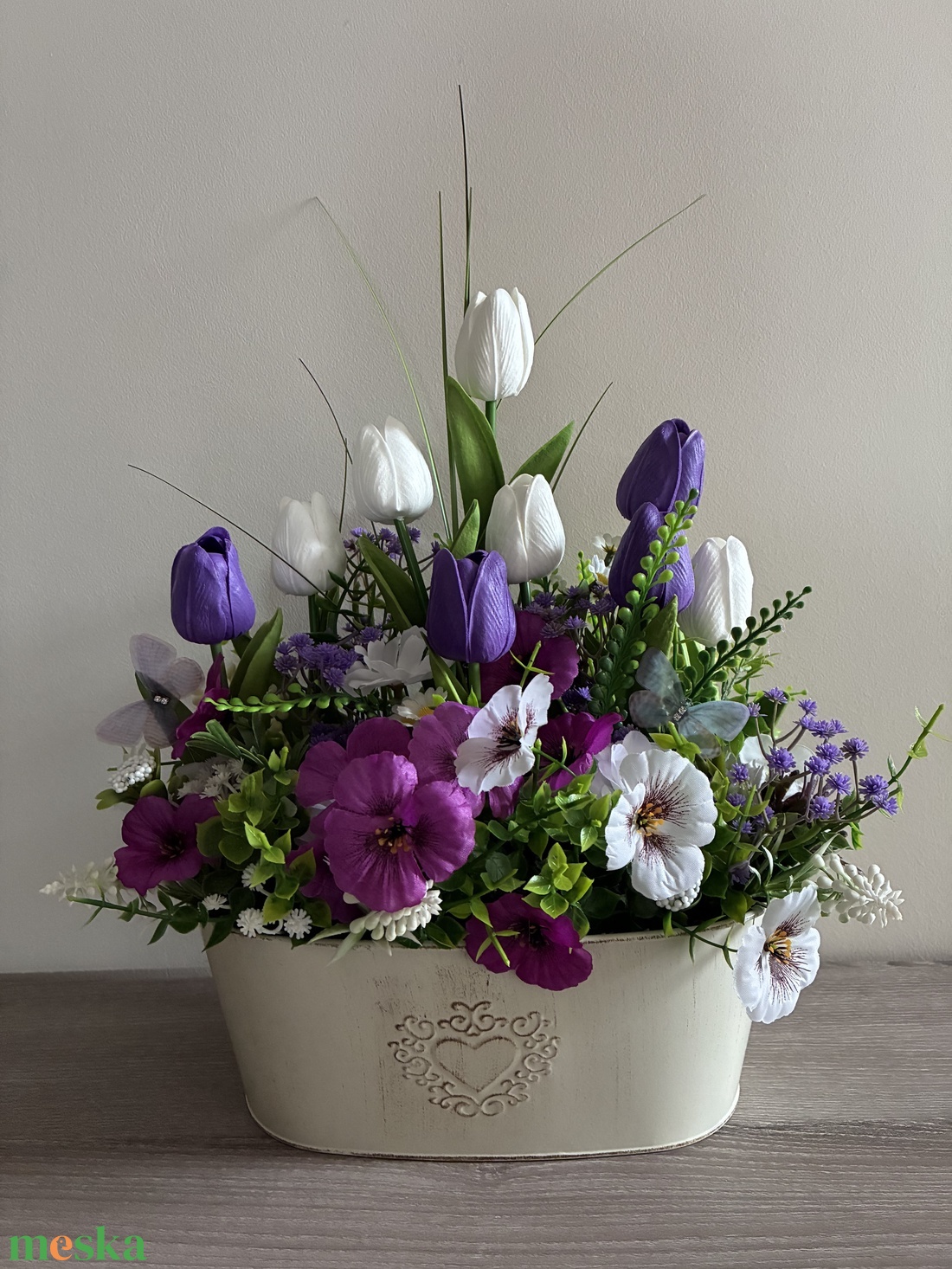 Tavaszi asztaldísz - otthon & életmód - virágdekoráció - virágdíszek - asztali virágdísz - Meska.hu