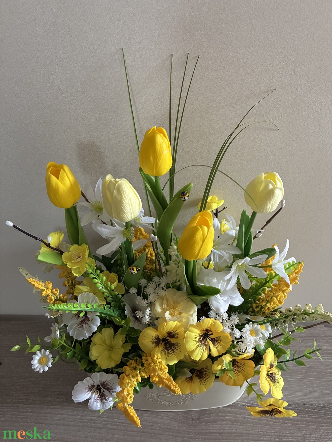 Tavaszi asztaldísz - otthon & életmód - virágdekoráció - virágdíszek - asztali virágdísz - Meska.hu