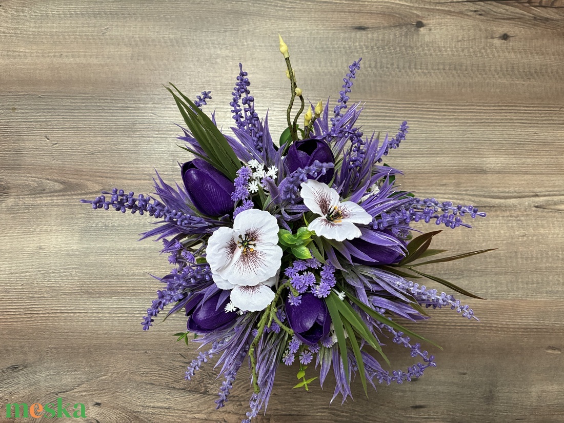 Lila asztaldisz  - otthon & életmód - virágdekoráció - virágdíszek - virágdísz kaspóban - Meska.hu