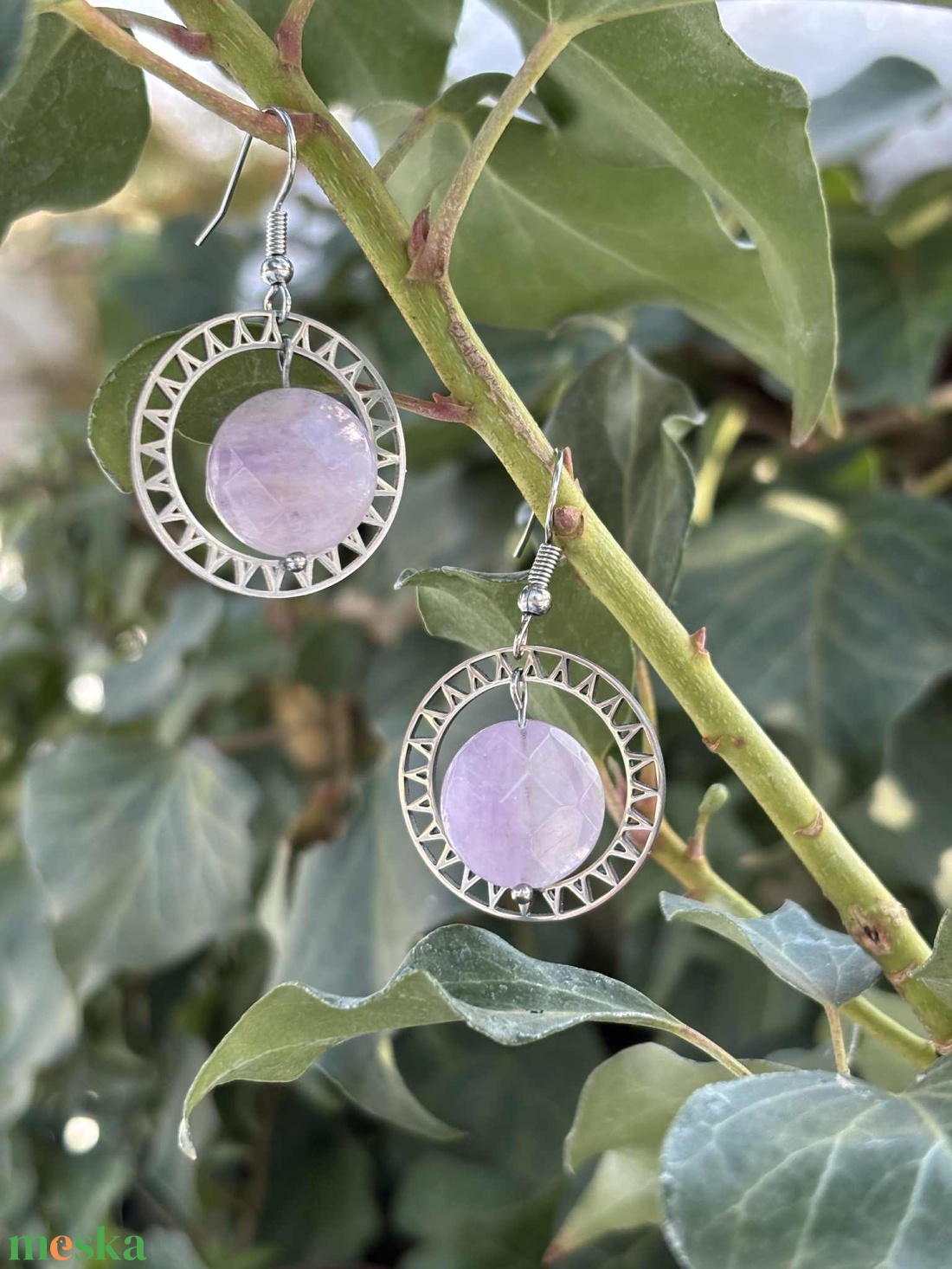 Pure-Ametiszt ásványfülbevaló nemes acél keretbe foglalva - ékszer - fülbevaló - karika fülbevaló - Meska.hu