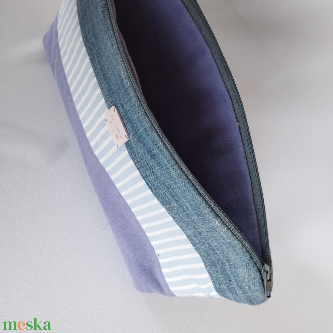 Neszesszer - csíkos  - táska & tok - neszesszer - Meska.hu