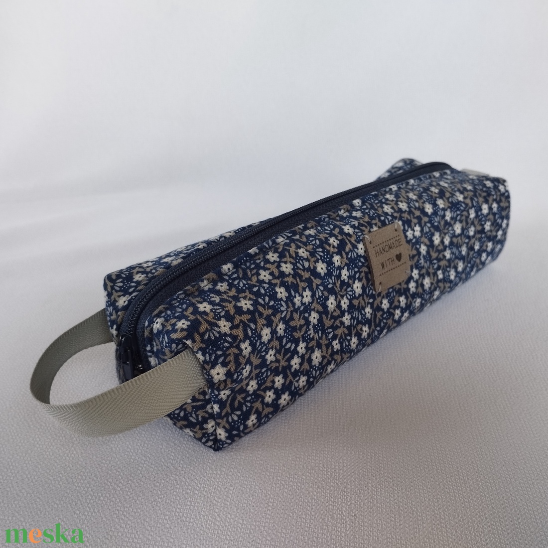 Neszesszer/tolltartó - BlueFlower - otthon & életmód - papír, írószer - tolltartó & ceruzatekercs - Meska.hu