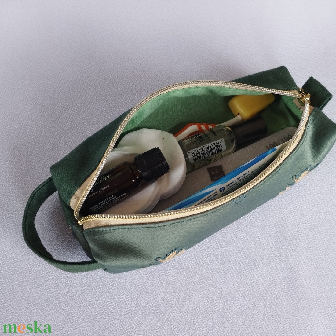 Neszesszer/tolltartó - GreenGold - otthon & életmód - papír, írószer - tolltartó & ceruzatekercs - Meska.hu