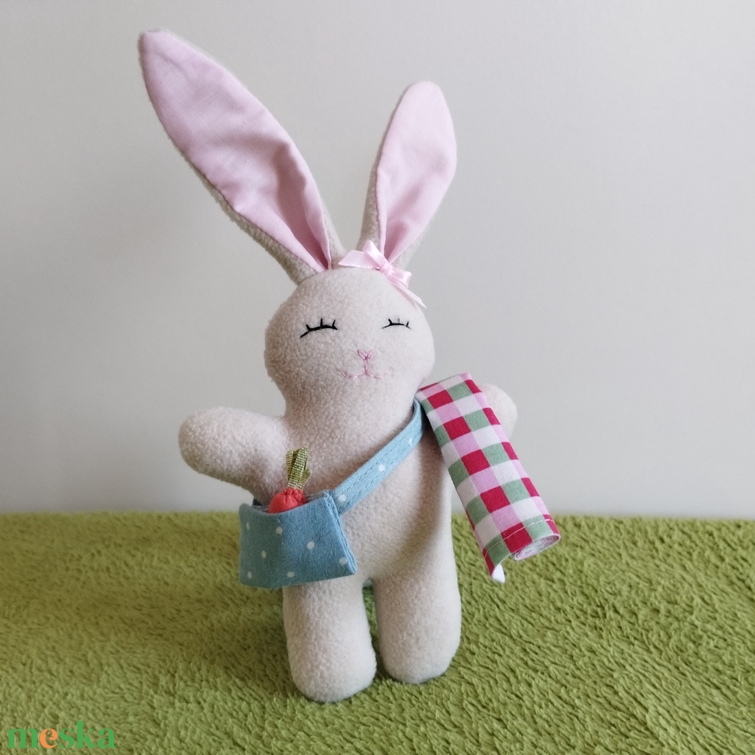 Nyuszi - Molli - játék & sport - plüssállat & játékfigura - nyuszi - Meska.hu