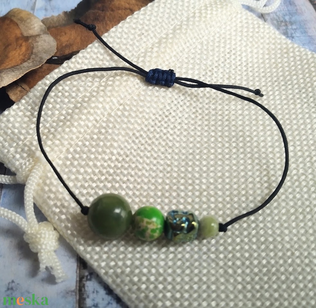 Megújulás minimál, olíva jade, imperial jáspis, kristály Buddha ásvány zsinóros karkötő - ékszer - karkötő - gyöngyös karkötő - Meska.hu Megújulás minimál, olíva jade, imperial jáspis, kristály Buddha ásvány zsinóros karkötő - ékszer - karkötő - gyöngyös karkötő - Meska.hu
