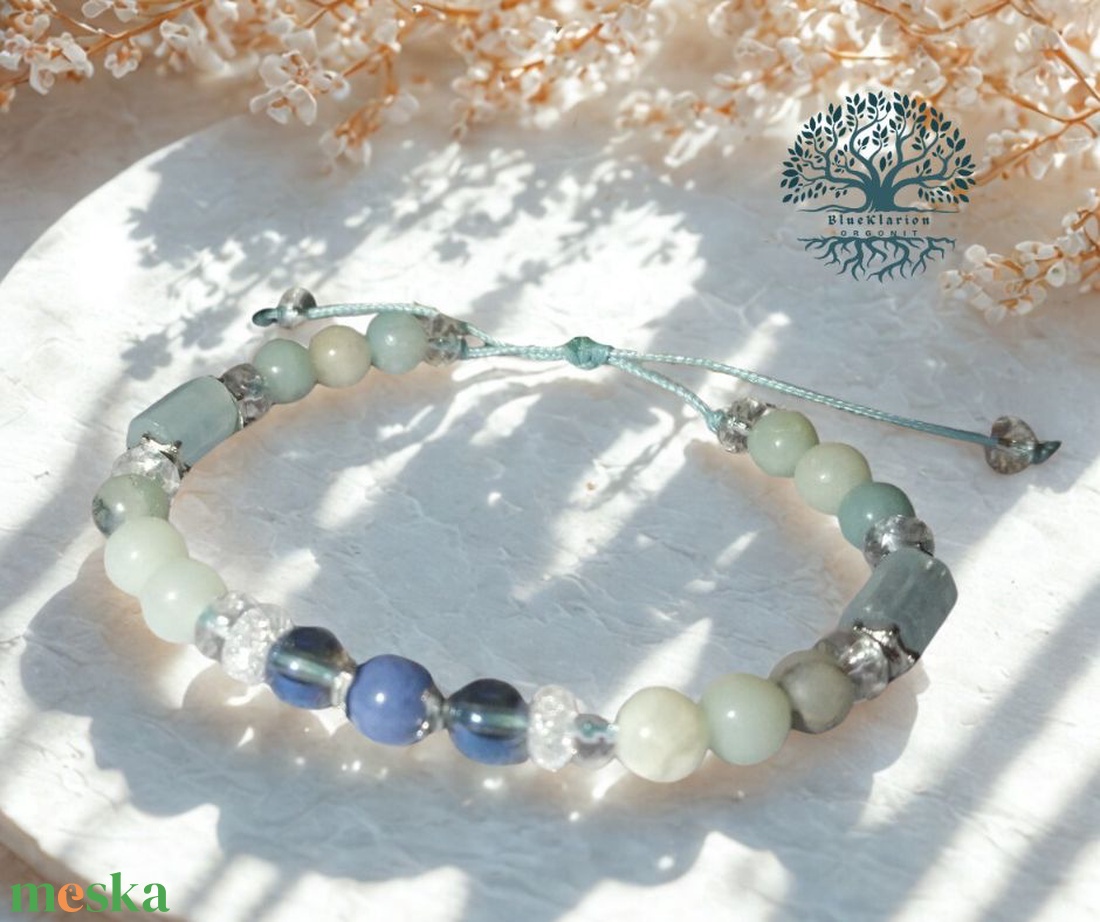 Meditáció és relax dumortierit, aura kvarc, amazonit és hegyikristály karkötő - ékszer - karkötő - gyöngyös karkötő - Meska.hu