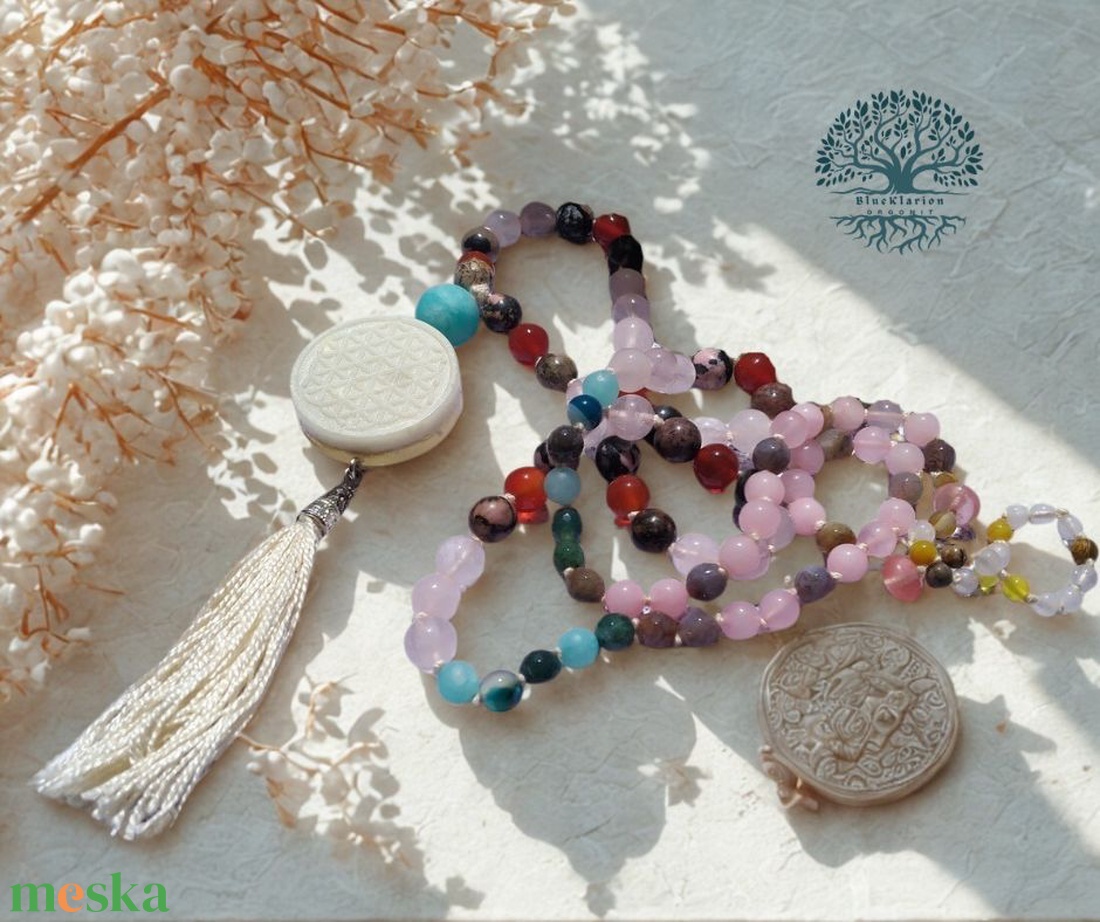 ORGONIT mala 108 szemes imafüzér, kalcedon medállal, rodonit, rózsakvarc, achát, amazonit, cseresznyekvarc ásványokkal - otthon & életmód - dekoráció - spiritualitás - mala - Meska.hu