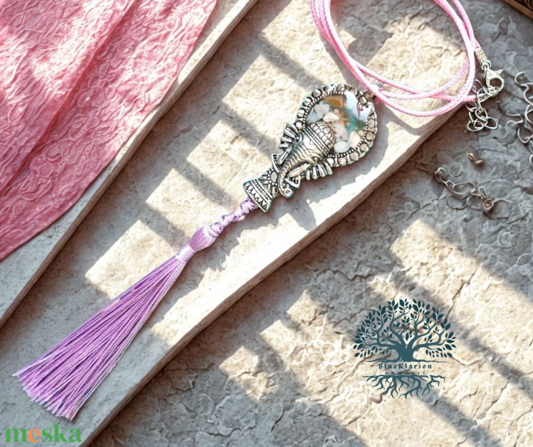 Orgonit Ganesha medál karneol, rózsaopál, jáspis, amazonit és holdkő ásványokkal - otthon & életmód - dekoráció - spiritualitás - ásványok - Meska.hu