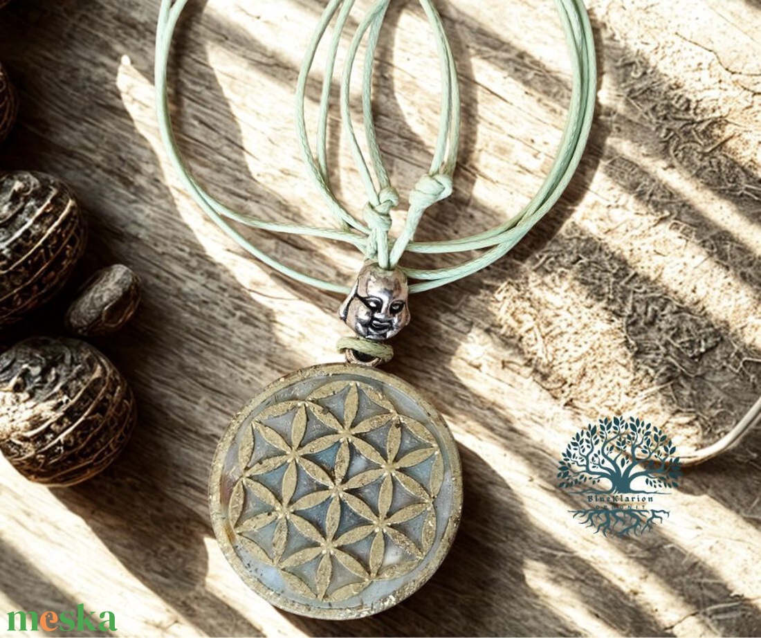 ORGONIT  amazonit ásvány és gyanta medálos nyaklánc - ékszer - nyaklánc - medálos nyaklánc - Meska.hu